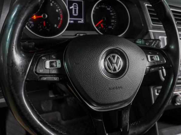 Volkswagen Tiguan II с пробегом 2017 года, цена 1 799 000 рублей, 117285 км, внедорожник, Автокод Объявления