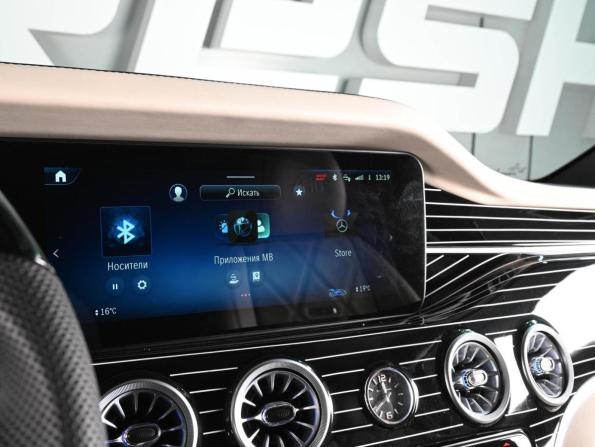 Mercedes-Benz V-Класс III (W447) Рестайлинг 2 с пробегом 2024 года, цена 9 049 000 рублей, 11827 км, минивэн, Автокод Объявления