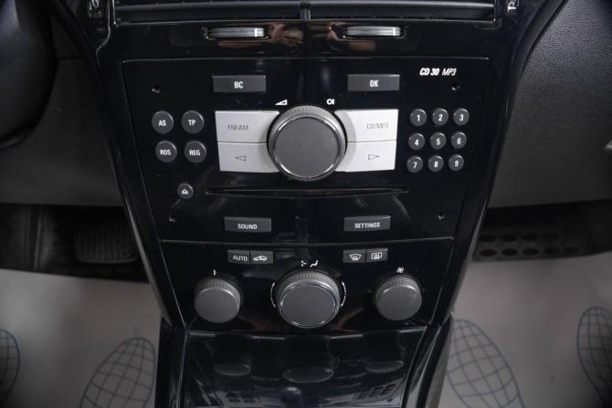 Opel Astra H Рестайлинг с пробегом 2008 года, цена 439 000 рублей, 273415 км, хэтчбек, Автокод Объявления
