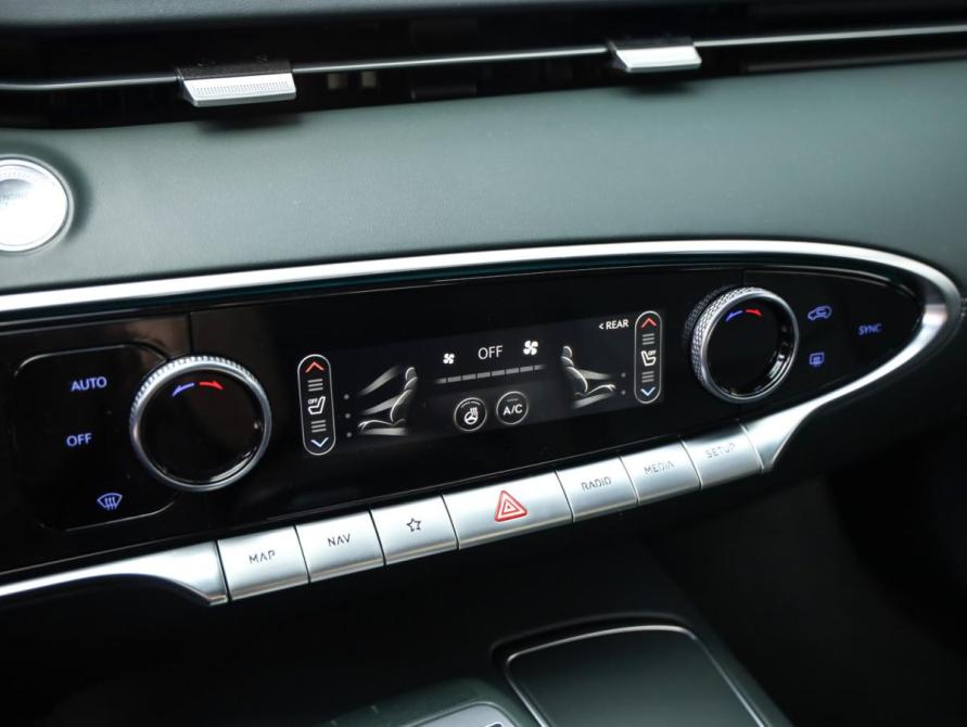 Genesis GV70 I Санкт-Петербург  - изображение 22