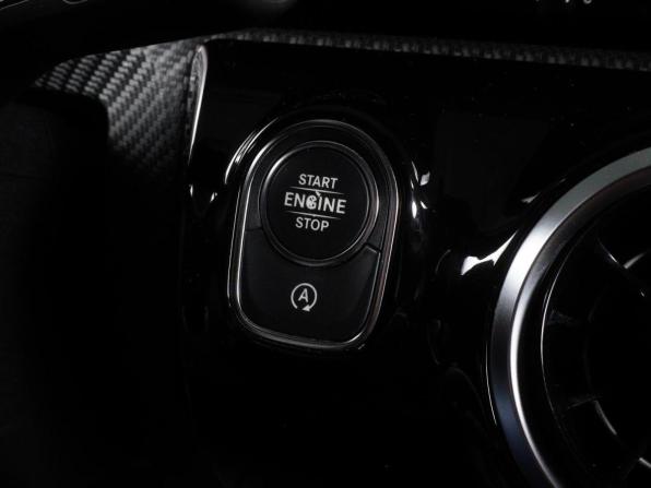 Mercedes-Benz CLA II (C118 X118) с пробегом 2019 года, цена 2 690 000 рублей, 139108 км, седан, Автокод Объявления