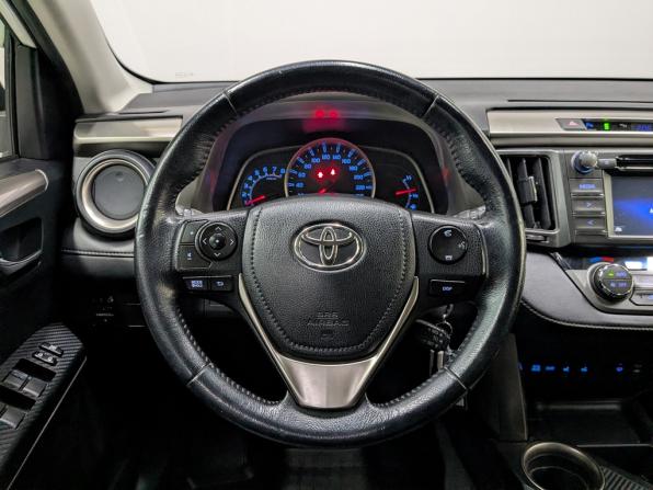 Toyota RAV4 IV (XA40) с пробегом 2015 года, цена 2 000 000 рублей, 175987 км, внедорожник, Автокод Объявления