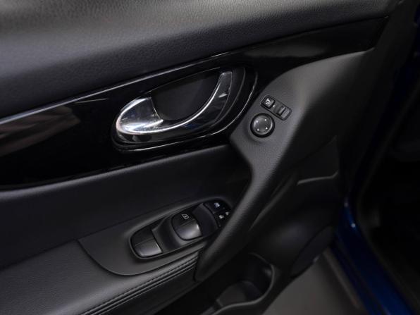 Nissan Qashqai II с пробегом 2016 года, цена 2 070 000 рублей, 26300 км, внедорожник, Автокод Объявления