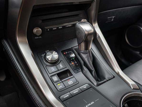 Lexus NX I с пробегом 2017 года, цена 2 750 000 рублей, 107231 км, внедорожник, Автокод Объявления