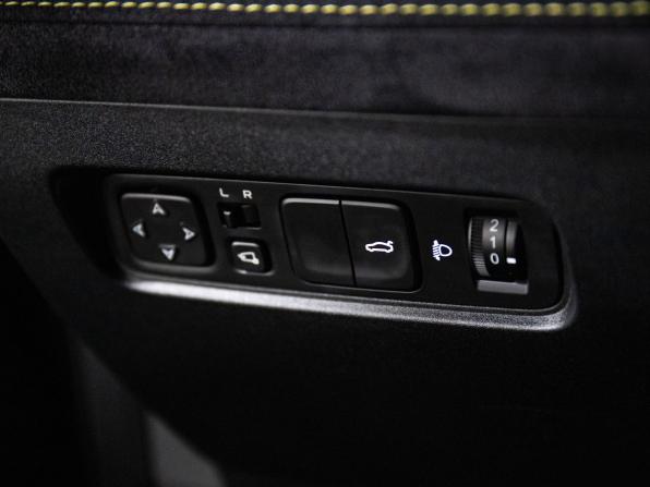 Changan UNI-V I с пробегом 2022 года, цена 2 650 000 рублей, 47143 км, лифтбек, Автокод Объявления
