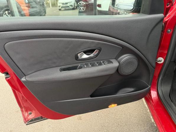 Renault Fluence I с пробегом 2010 года, цена 555 000 рублей, 235367 км, седан, Автокод Объявления