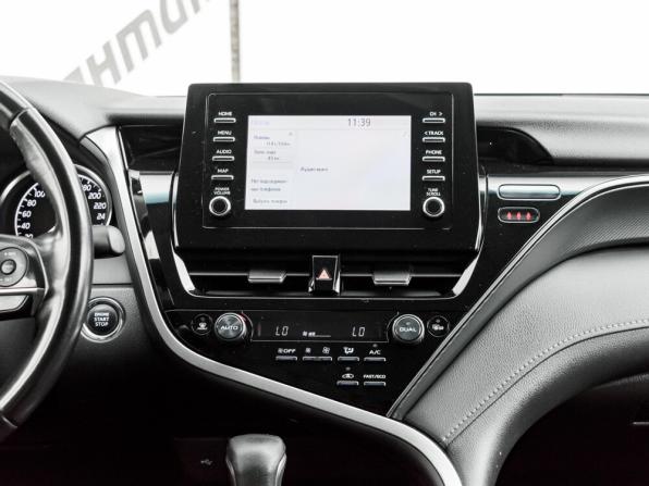 Toyota Camry VIII (XV70) Рестайлинг с пробегом 2021 года, цена 2 750 000 рублей, 92662 км, седан, Автокод Объявления