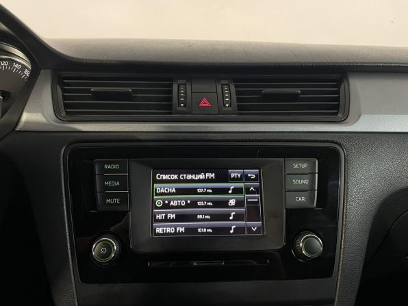 Skoda Rapid I с пробегом 2016 года, цена 1 079 900 рублей, 115145 км, лифтбек, Автокод Объявления