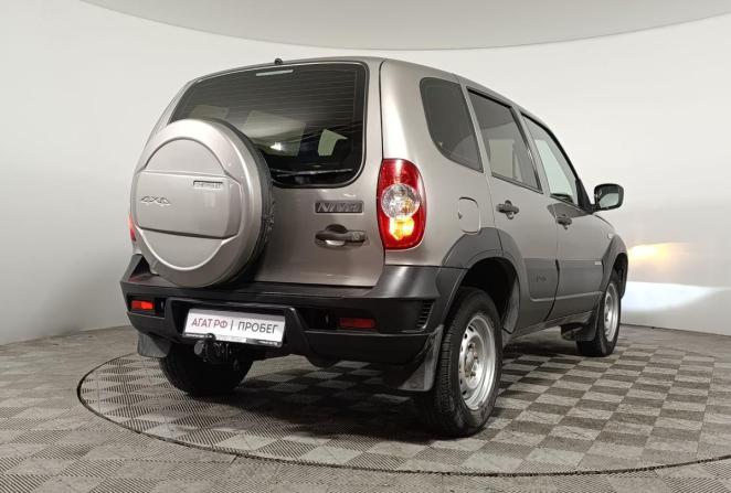 Chevrolet Niva I Рестайлинг с пробегом 2016 года, цена 750 000 рублей, 85627 км, внедорожник, Автокод Объявления