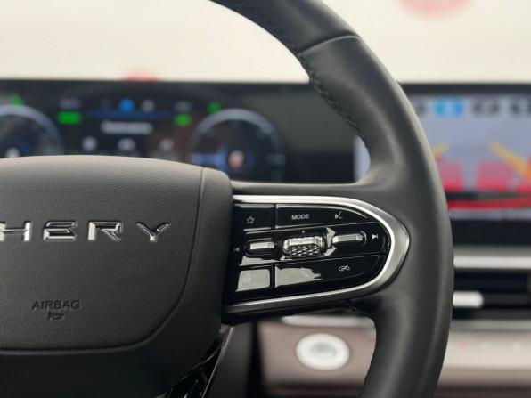 Chery Tiggo 8 Pro Plug-in Hybrid с пробегом 2023 года, цена 3 069 000 рублей, 10432 км, внедорожник, Автокод Объявления