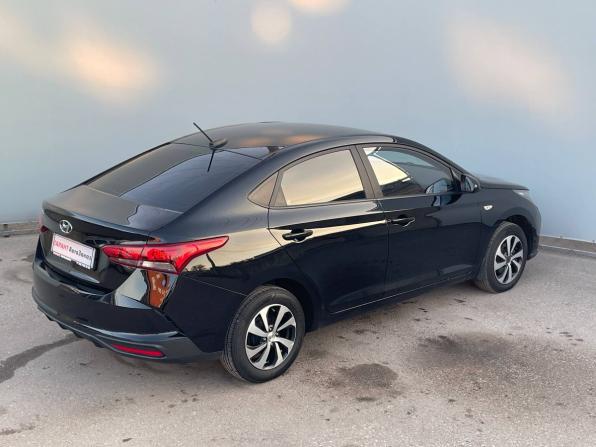 Hyundai Solaris II Рестайлинг с пробегом 2021 года, цена 1 450 000 рублей, 155479 км, седан, Автокод Объявления