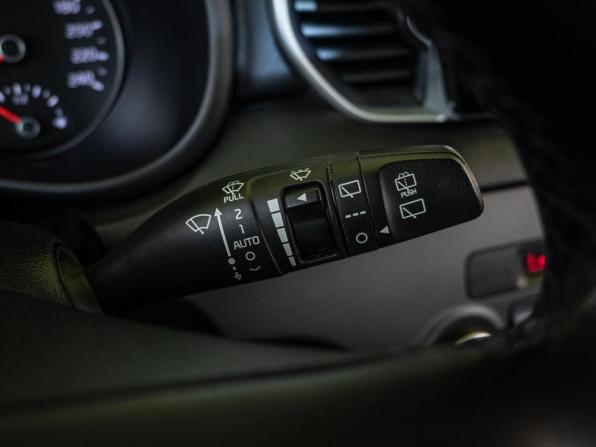 Kia Sportage IV Рестайлинг с пробегом 2018 года, цена 2 050 000 рублей, 146073 км, внедорожник, Автокод Объявления