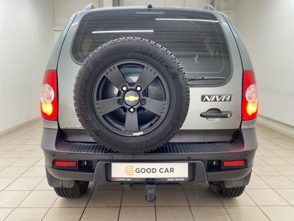 Chevrolet Niva I Рестайлинг с пробегом 2018 года, цена 719 000 рублей, 133071 км, внедорожник, Автокод Объявления