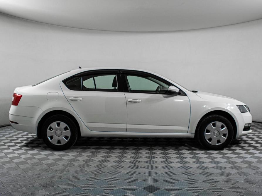 Skoda Octavia III (A7) Рестайлинг Москва  - изображение 4