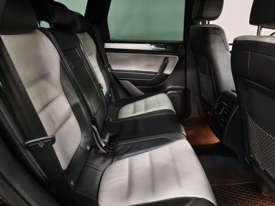 Volkswagen Touareg II Рестайлинг Москва  - изображение 13