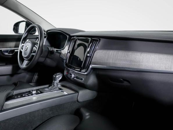 Volvo S90 II Рестайлинг с пробегом 2021 года, цена 3 136 320 рублей, 96000 км, седан, Автокод Объявления
