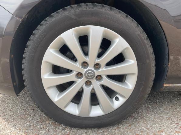 Opel Astra J Рестайлинг с пробегом 2013 года, цена 656 000 рублей, 215369 км, хэтчбек, Автокод Объявления