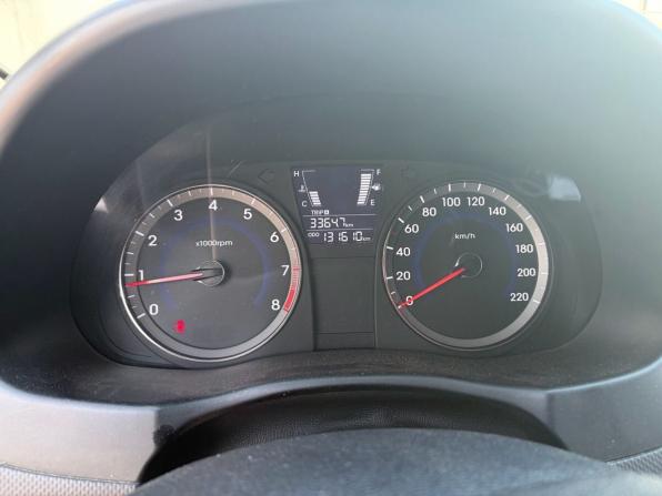 Hyundai Solaris I с пробегом 2011 года, цена 649 000 рублей, 131610 км, седан, Автокод Объявления