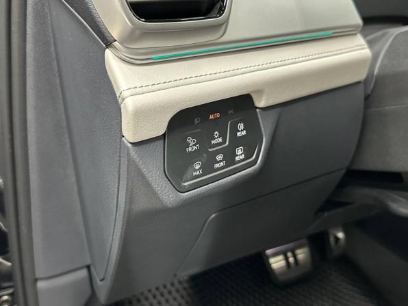 Volkswagen ID.6 с пробегом 2022 года, цена 4 940 000 рублей, 18756 км, внедорожник, Автокод Объявления