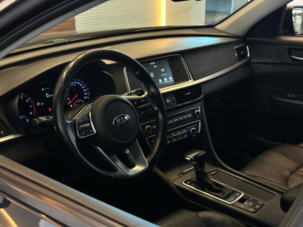 Kia Optima IV Рестайлинг с пробегом 2019 года, цена 1 849 900 рублей, 139760 км, седан, Автокод Объявления