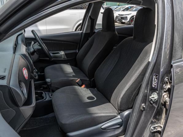 Toyota Vitz III (XP130) Рестайлинг 2 с пробегом 2019 года, цена 1 050 000 рублей, 44424 км, хэтчбек, Автокод Объявления