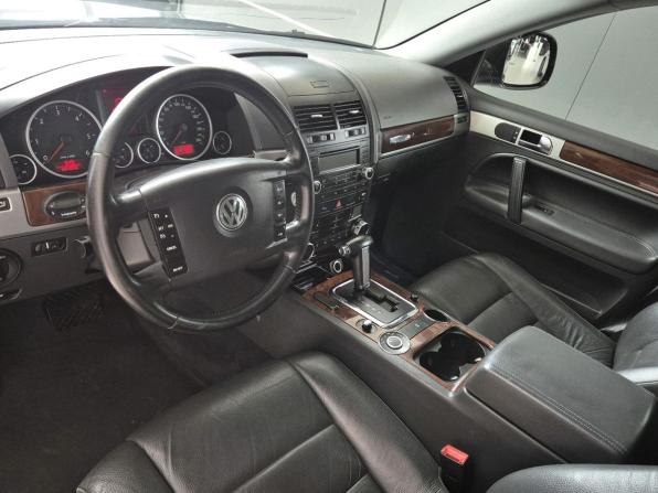 Volkswagen Touareg I Рестайлинг с пробегом 2007 года, цена 799 000 рублей, 315000 км, внедорожник, Автокод Объявления