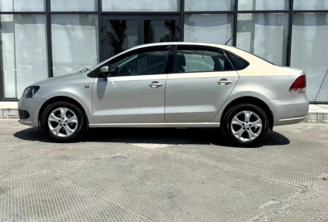 Volkswagen Polo V с пробегом 2012 года, цена 820 000 рублей, 216707 км, седан, Автокод Объявления