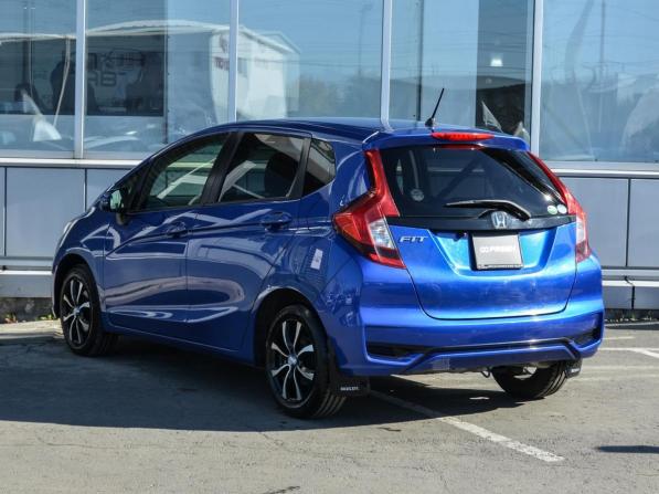 Honda Fit III Рестайлинг с пробегом 2019 года, цена 1 279 000 рублей, 66492 км, хэтчбек, Автокод Объявления