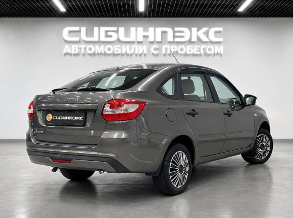 Lada (ВАЗ) Granta I Рестайлинг с пробегом 2018 года, цена 635 000 рублей, 113000 км, хэтчбек, Автокод Объявления