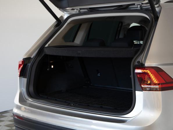 Volkswagen Tiguan II с пробегом 2018 года, цена 2 099 000 рублей, 125034 км, внедорожник, Автокод Объявления