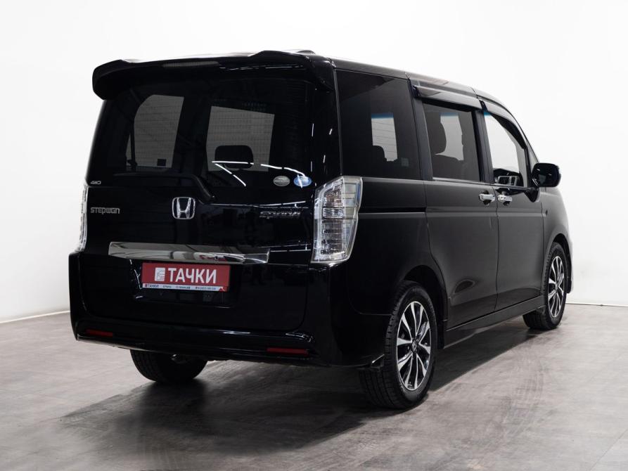 Honda Stepwgn IV Рестайлинг Чита  - изображение 3