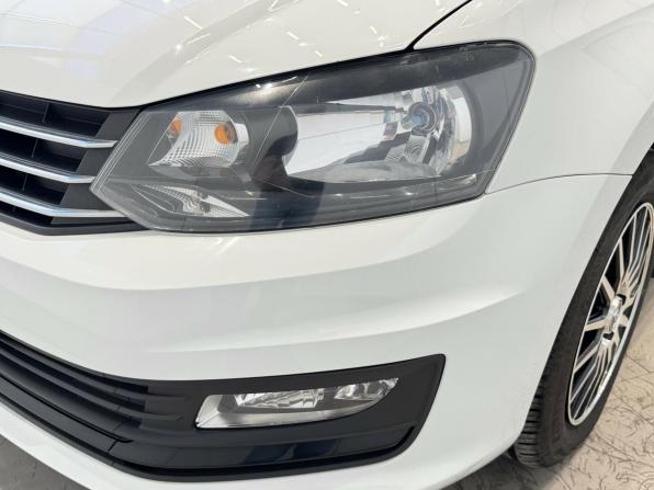 Volkswagen Polo V Рестайлинг с пробегом 2018 года, цена 1 270 000 рублей, 94699 км, седан, Автокод Объявления