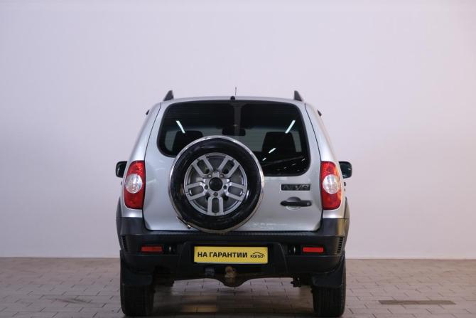 Chevrolet Niva I Рестайлинг с пробегом 2020 года, цена 969 000 рублей, 102000 км, внедорожник, Автокод Объявления