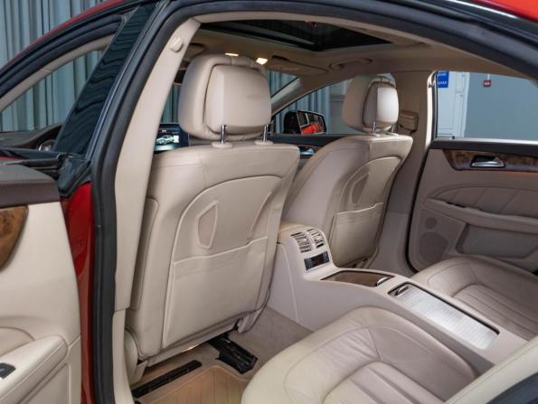 Mercedes-Benz CLS II (C218) Рестайлинг с пробегом 2015 года, цена 4 229 000 рублей, 120627 км, седан, Автокод Объявления
