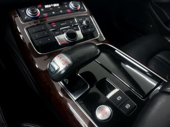 Audi A8 III (D4) с пробегом 2013 года, цена 1 470 000 рублей, 270534 км, седан, Автокод Объявления