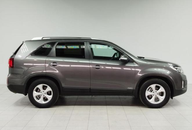 Kia Sorento II Рестайлинг с пробегом 2018 года, цена 2 050 000 рублей, 168390 км, внедорожник, Автокод Объявления
