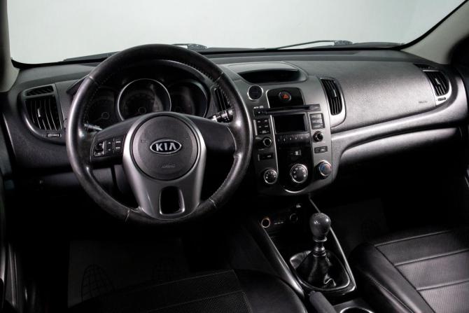 Kia Cerato II с пробегом 2010 года, цена 699 000 рублей, 236000 км, хэтчбек, Автокод Объявления