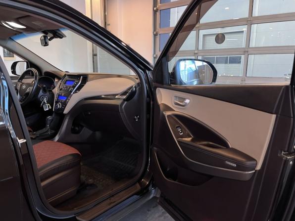 Hyundai Santa Fe III с пробегом 2014 года, цена 2 050 000 рублей, 116406 км, внедорожник, Автокод Объявления