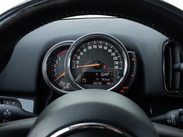 Mini Countryman II с пробегом 2017 года, цена 1 340 000 рублей, 265189 км, внедорожник, Автокод Объявления