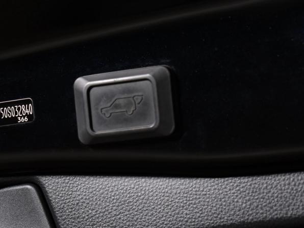 Toyota RAV4 V (XA50) с пробегом 2021 года, цена 3 584 995 рублей, 67190 км, внедорожник, Автокод Объявления