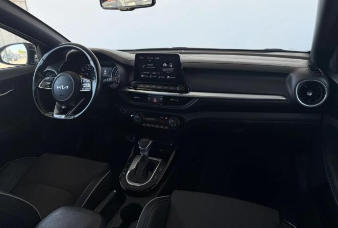 Kia Cerato IV Рестайлинг с пробегом 2021 года, цена 2 095 000 рублей, 85316 км, седан, Автокод Объявления