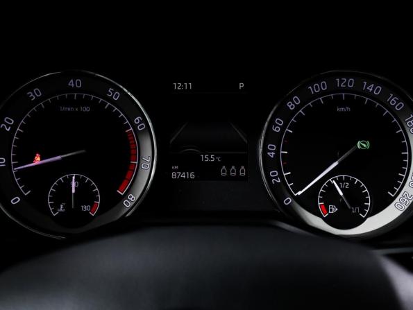 Skoda Superb III с пробегом 2015 года, цена 2 244 000 рублей, 87416 км, лифтбек, Автокод Объявления