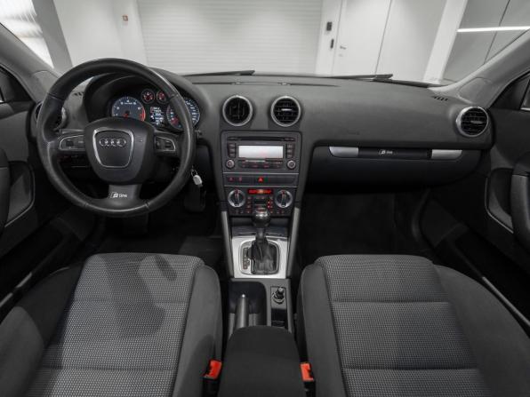 Audi A3 III (8V) с пробегом 2013 года, цена 920 000 рублей, 272510 км, хэтчбек, Автокод Объявления