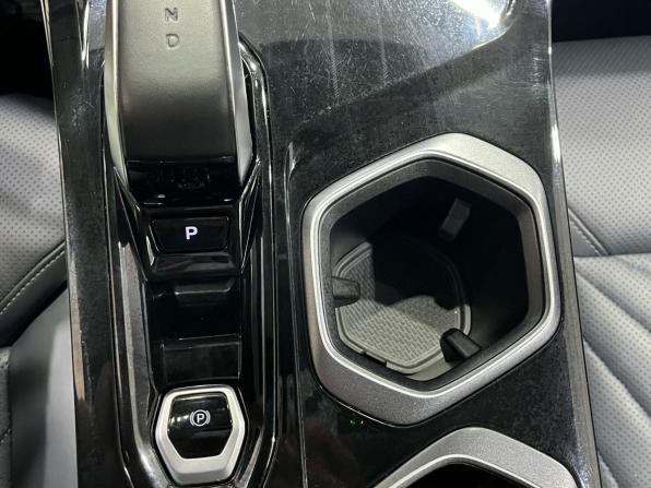 Geely Atlas II с пробегом 2024 года, цена 2 380 000 рублей, 60048 км, внедорожник, Автокод Объявления
