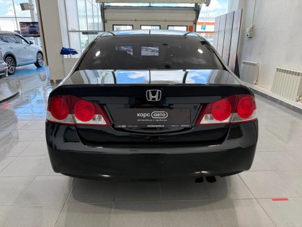 Honda Civic VIII с пробегом 2007 года, цена 755 000 рублей, 302960 км, седан, Автокод Объявления