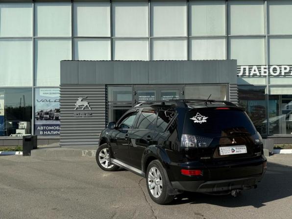 Mitsubishi Outlander II Рестайлинг с пробегом 2011 года, цена 999 000 рублей, 291650 км, внедорожник, Автокод Объявления