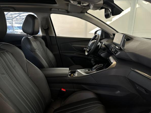 Peugeot 4008 II Рестайлинг с пробегом 2023 года, цена 2 999 000 рублей, 12470 км, внедорожник, Автокод Объявления