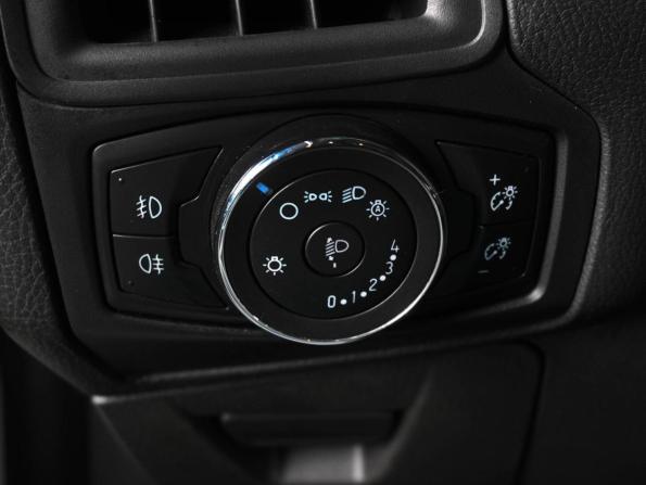 Ford Focus III с пробегом 2013 года, цена 899 000 рублей, 208628 км, седан, Автокод Объявления
