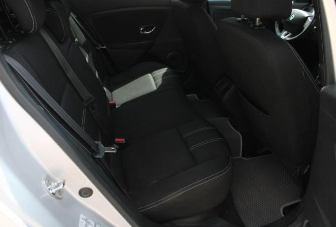 Renault Megane III Рестайлинг с пробегом 2013 года, цена 880 000 рублей, 103750 км, хэтчбек, Автокод Объявления