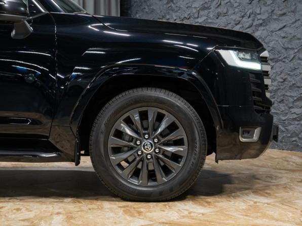 Toyota Land Cruiser 300 Series с пробегом 2022 года, цена 8 890 000 рублей, 122786 км, внедорожник, Автокод Объявления